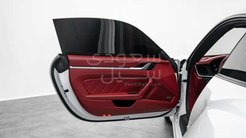 2021 بورش 911 توربو اس