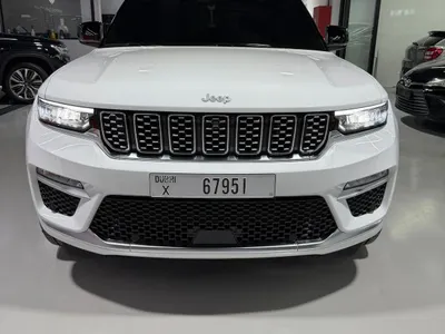 2025 جييب جراند شيروكي ساميت