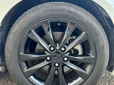 2011 لكزس إي إس 350