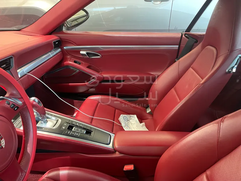 2013 بورش 911 كاريرا 4 اس