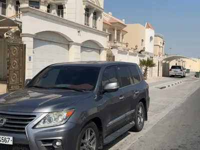 2014 لكزس إل إكس 570 اس