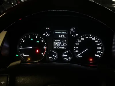 2014 لكزس إل إكس 570 اس