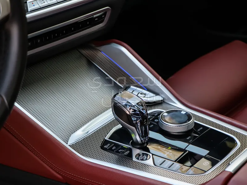 2022 بي ام دبليو الفئة اكس 6 إم