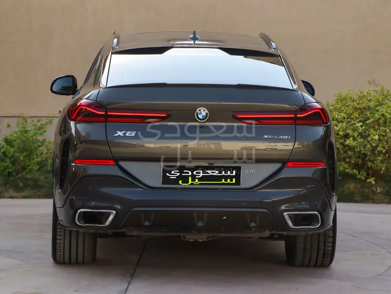 2022 بي ام دبليو الفئة اكس 6 إم