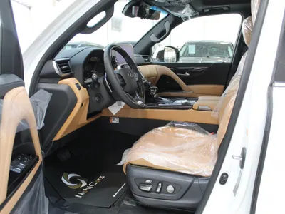 2025 لكزس إل إكس 600