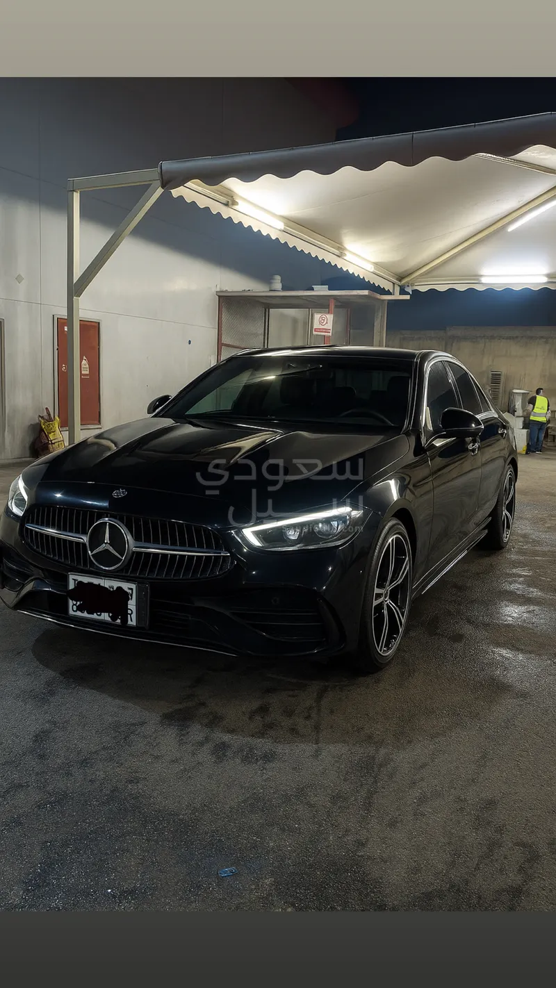 2023 مرسيدس - بنز سي 300