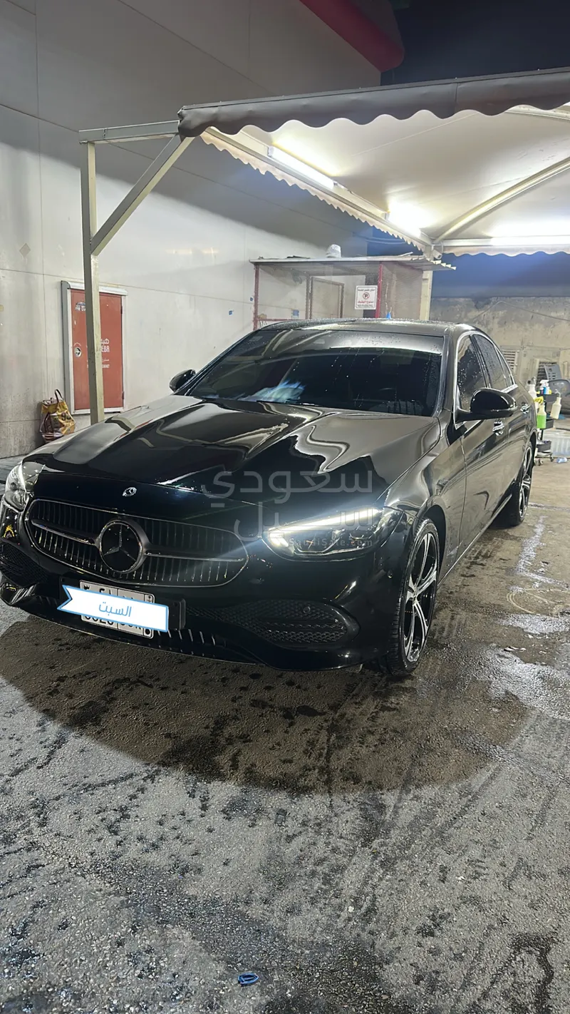 2023 مرسيدس - بنز سي 300