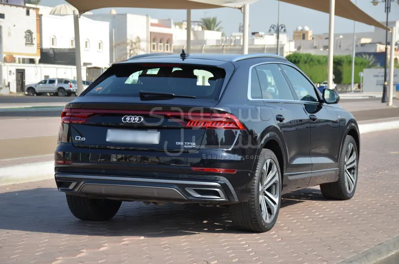 2021 اودي كيو 8 اس لاين