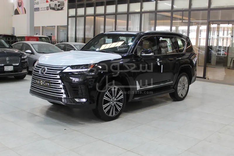 2025 لكزس إل إكس 600