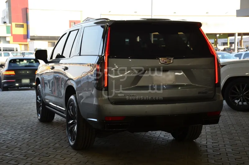2023 كاديلاك اسكاليد سبورت