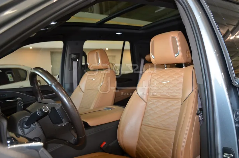 2023 كاديلاك اسكاليد سبورت