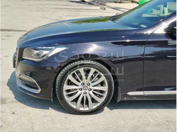 2017 جينيسيس جي 80