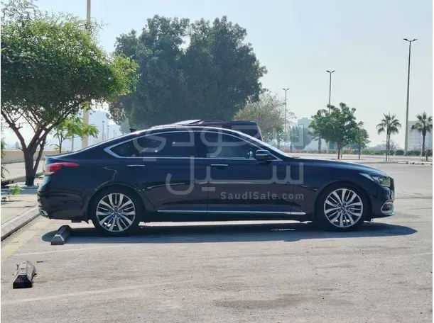 2017 جينيسيس جي 80