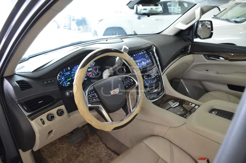 2020 كاديلاك اسكاليد بريميوم