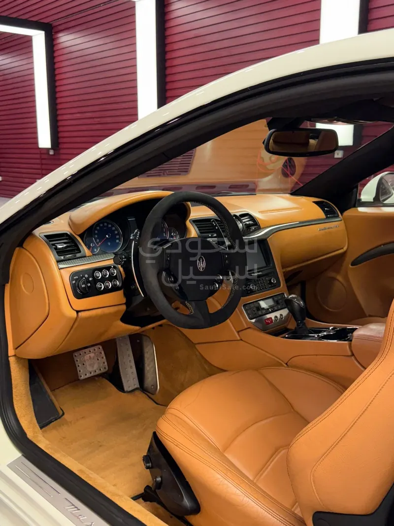 2016 مازيراتي جرانتوريزمو