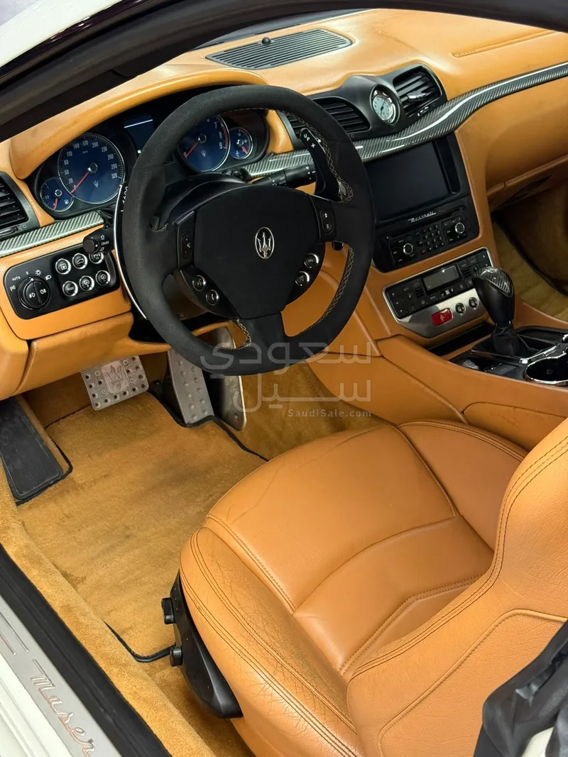 2016 مازيراتي جرانتوريزمو