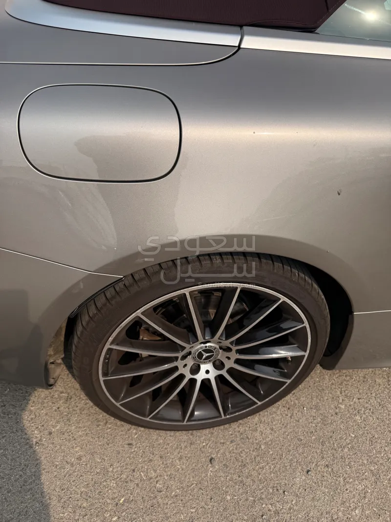 2022 مرسيدس - بنز أي 200