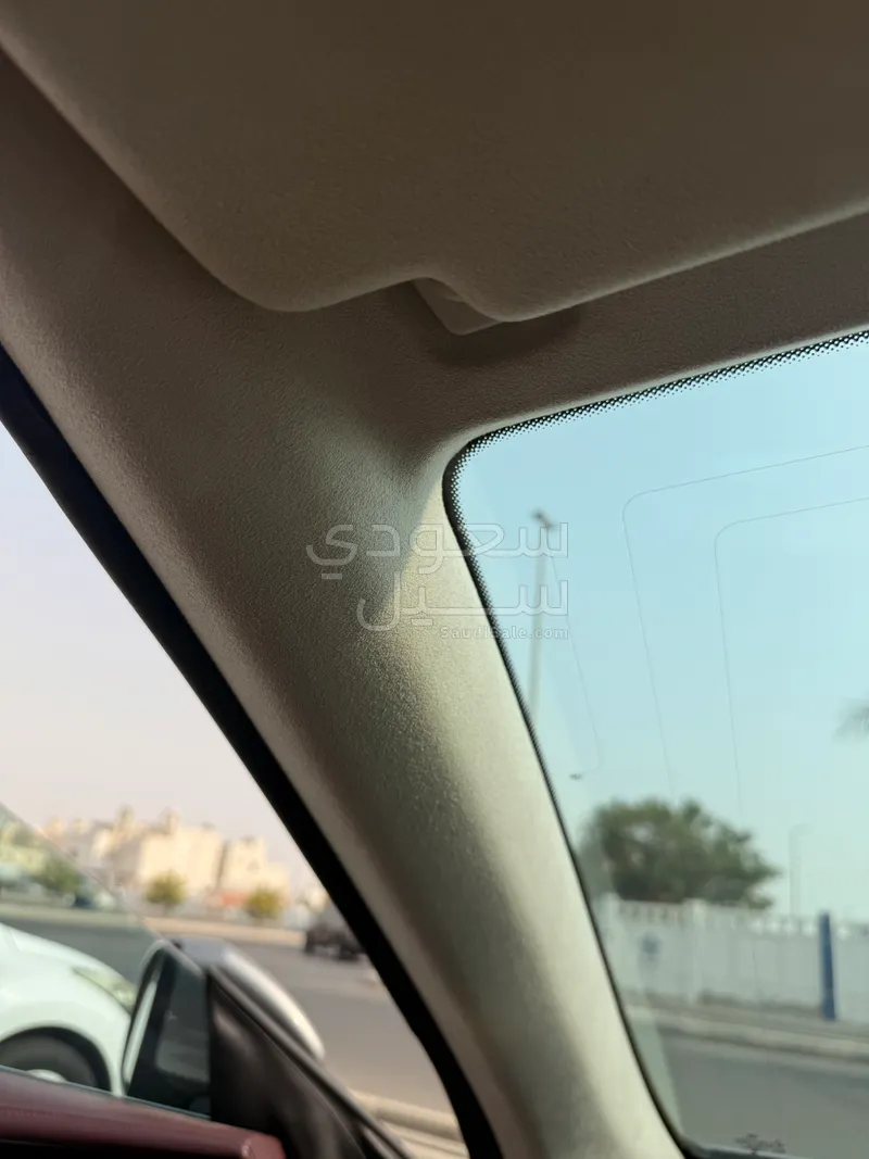 2022 مرسيدس - بنز أي 200