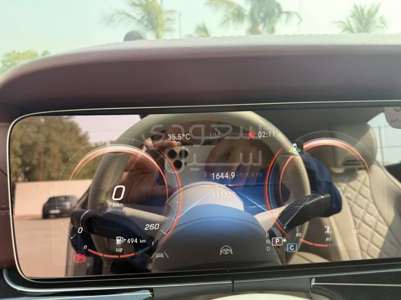 2022 مرسيدس - بنز أي 200