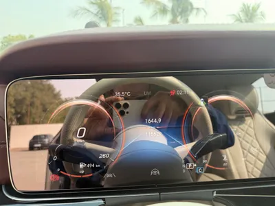 2022 مرسيدس - بنز أي 200