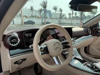 2022 مرسيدس - بنز أي 200