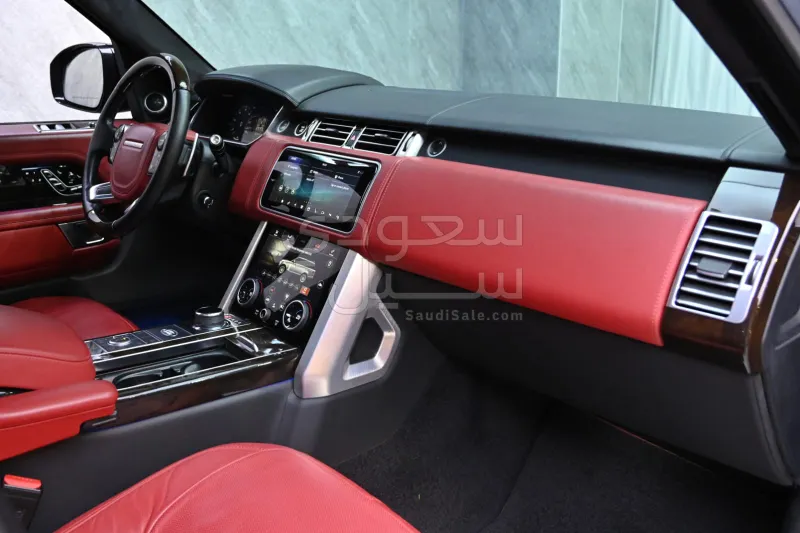 2018 لاند روفر رينج روفر فوج اوتوبيوغرافي