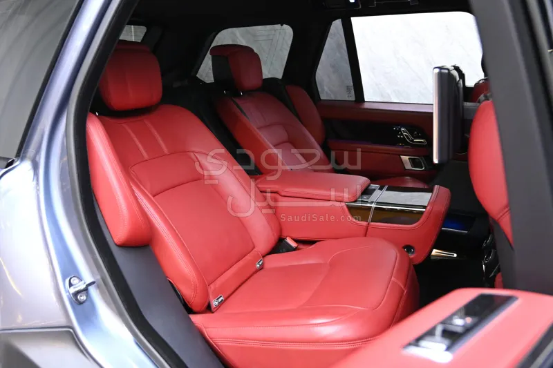 2018 لاند روفر رينج روفر فوج اوتوبيوغرافي