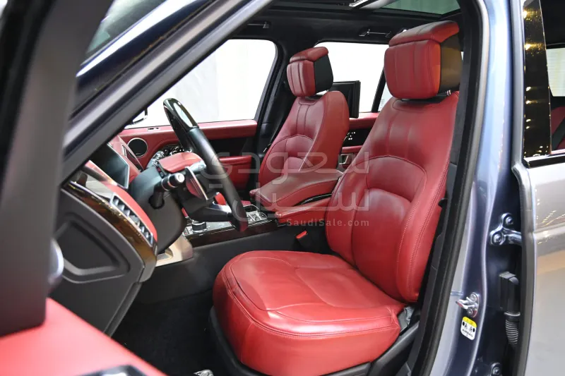 2018 لاند روفر رينج روفر فوج اوتوبيوغرافي