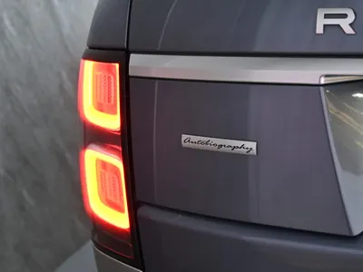 2018 لاند روفر رينج روفر فوج اوتوبيوغرافي