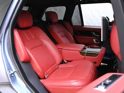 2018 لاند روفر رينج روفر فوج اوتوبيوغرافي