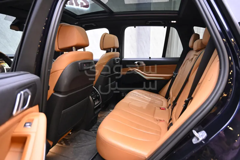 2022 بي ام دبليو الفئة اكس 5