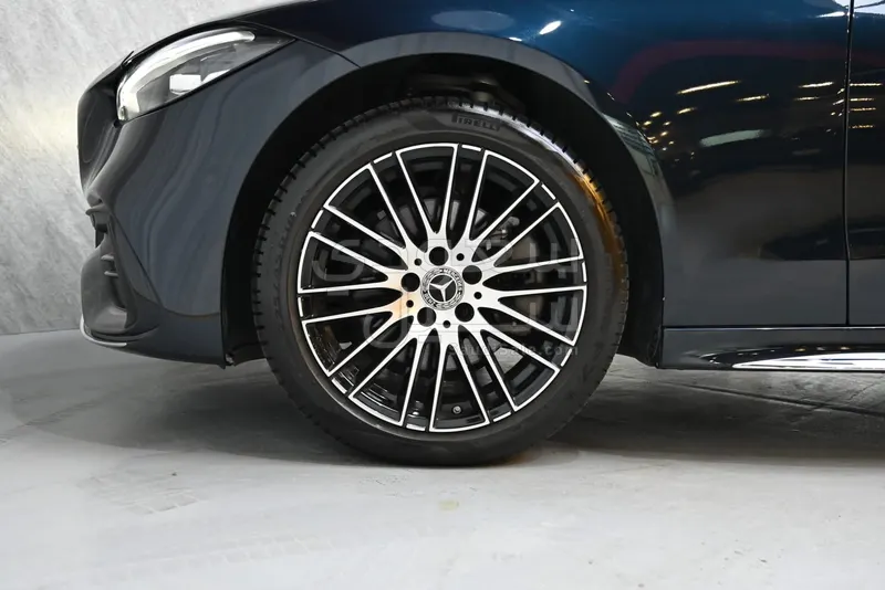 2023 مرسيدس - بنز سي 200