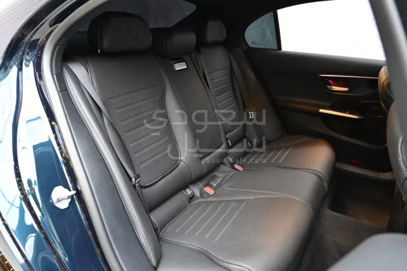 2023 مرسيدس - بنز سي 200