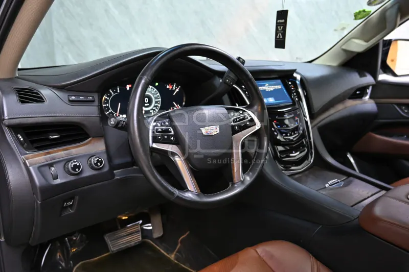 2016 كاديلاك اسكاليد سبورت