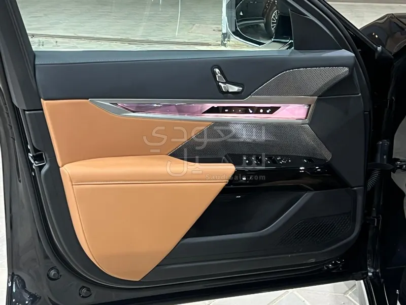 2026 BMW 7 Series 735i