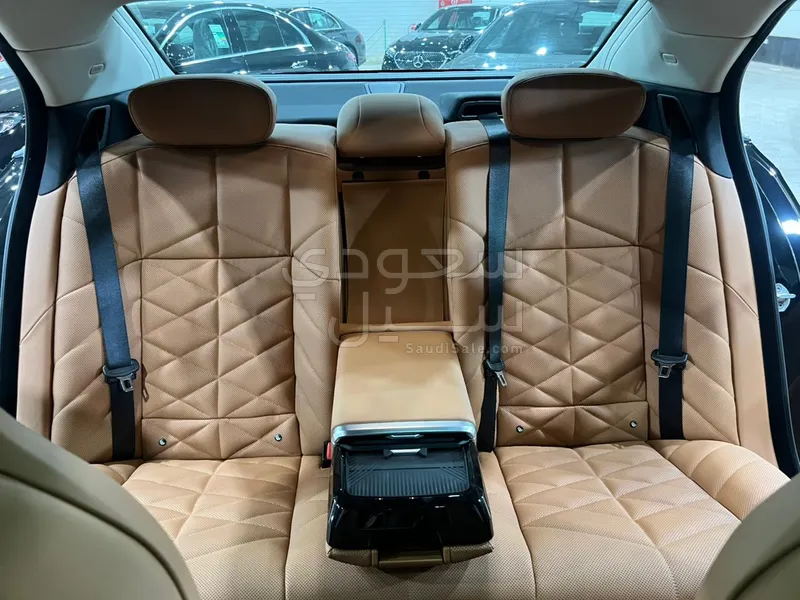 2026 BMW 7 Series 735i