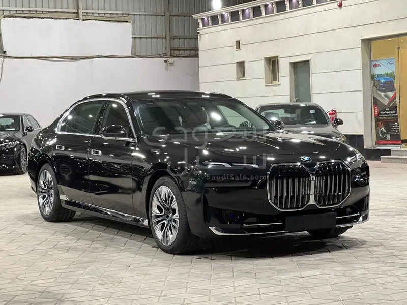 2026 BMW 7 Series 735i