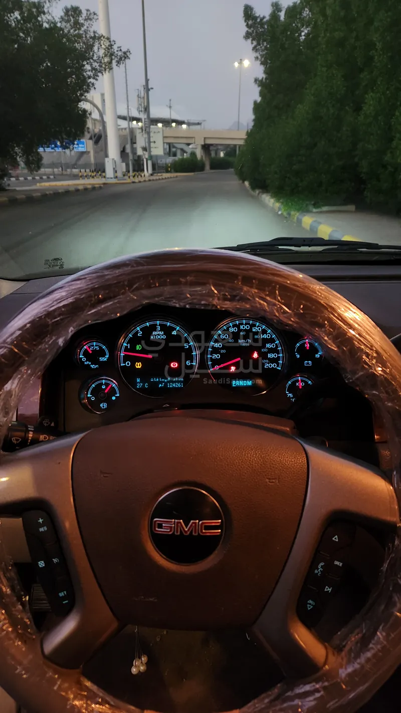 2010 جي ام سي يوكون اكس ال