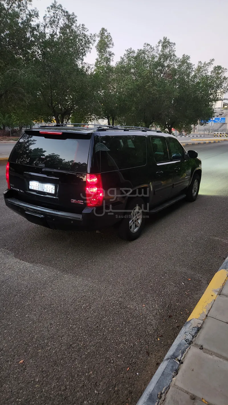 2010 جي ام سي يوكون اكس ال