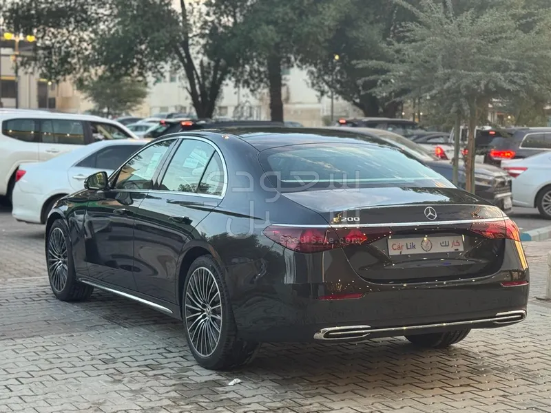 2026 مرسيدس - بنز إي 200