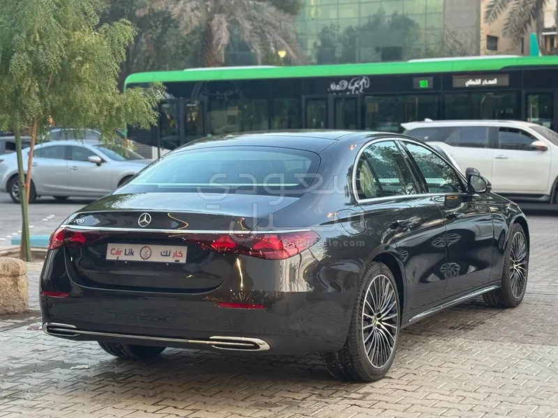 2026 مرسيدس - بنز إي 200