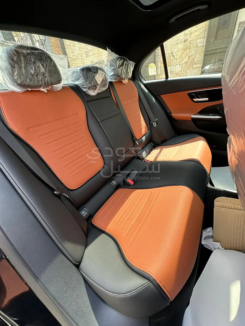 2025 مرسيدس - بنز سي 200