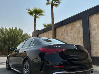 2025 مرسيدس - بنز سي 200