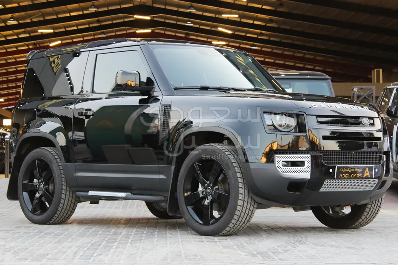 2023 لاند روفر ديفيندر 90