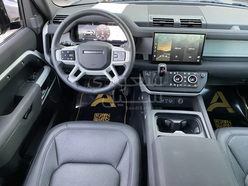 2023 لاند روفر ديفيندر 90