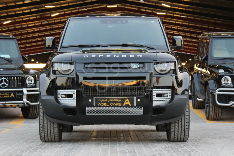 2023 لاند روفر ديفيندر 90