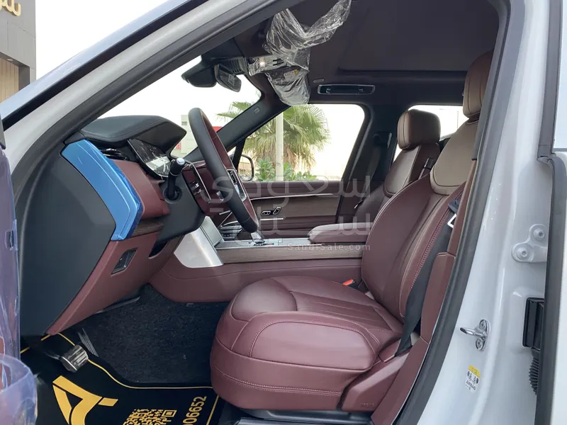 2025 لاند روفر رينج روفر اوتوبيوغرافي