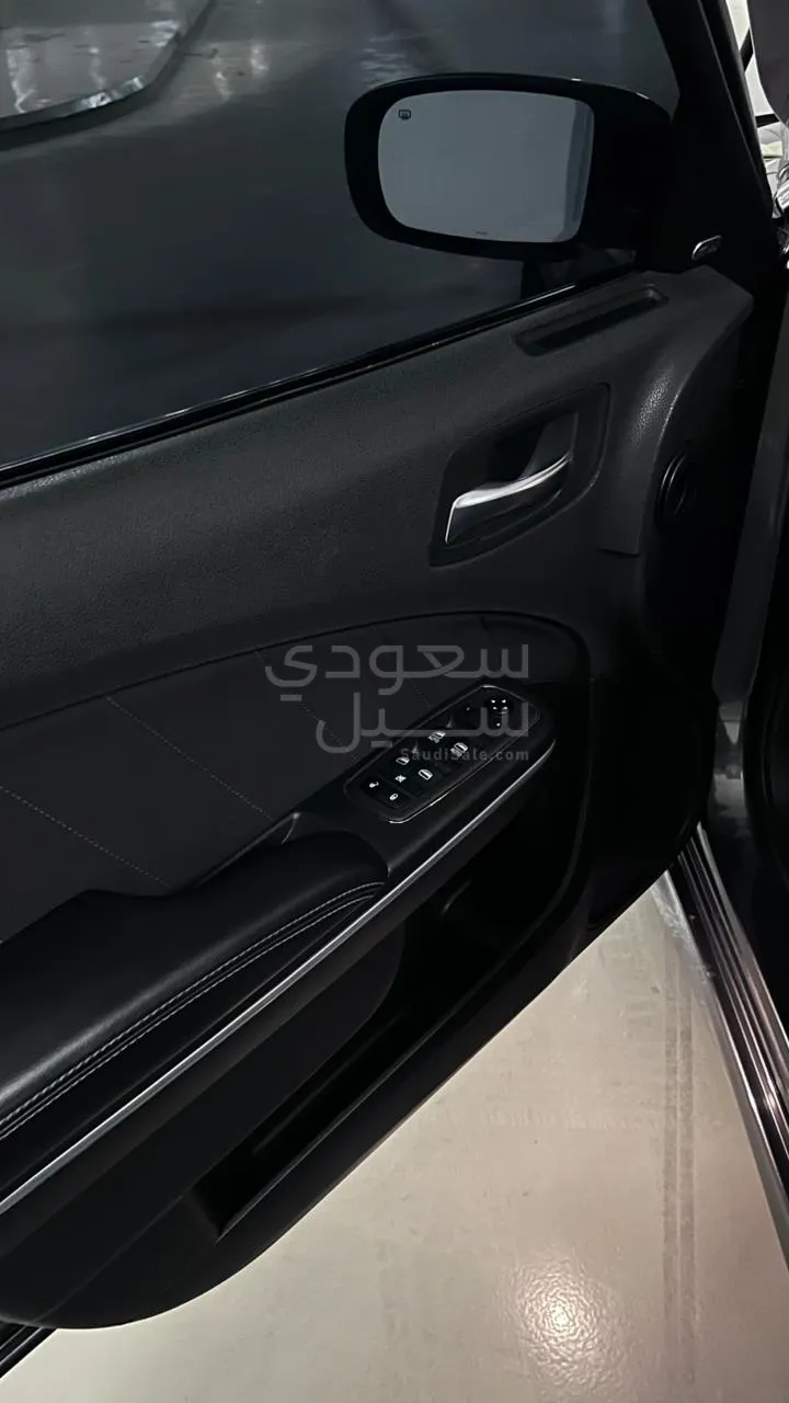 2021 دودج تشارجر جي تي