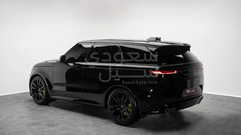 2024 لاند روفر رينج روفر سبورت اس في