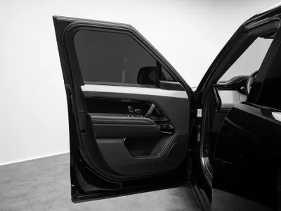 2024 لاند روفر رينج روفر سبورت اس في